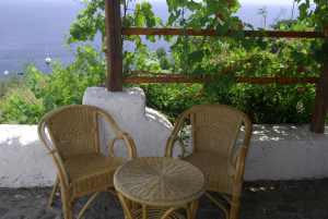 Terrazzo vista mare dal nostro agriturismo