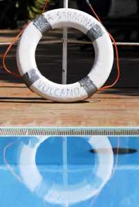 particolare della piscina di Villa Saracina